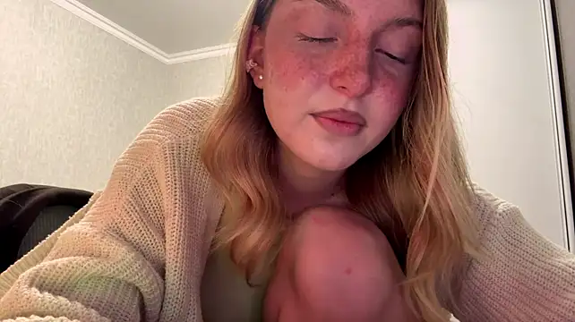 latishakrauel (F teen) - i want tease you in doggy