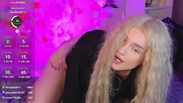horny__doll