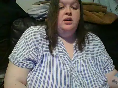 CurvyKirstiesX