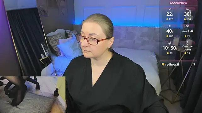 Alexandra_Kind