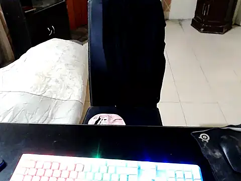 Trish_CurveCock live cam on StripChat