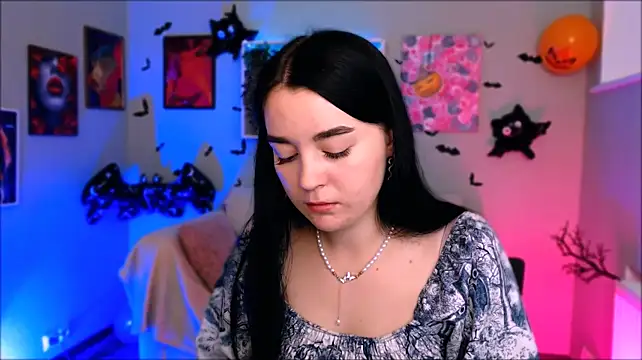 monica_xcx