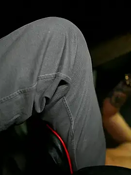 AlphaMasterXxx live cam preview