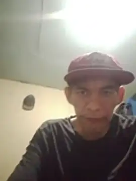 Cloud0nMycock live cam preview