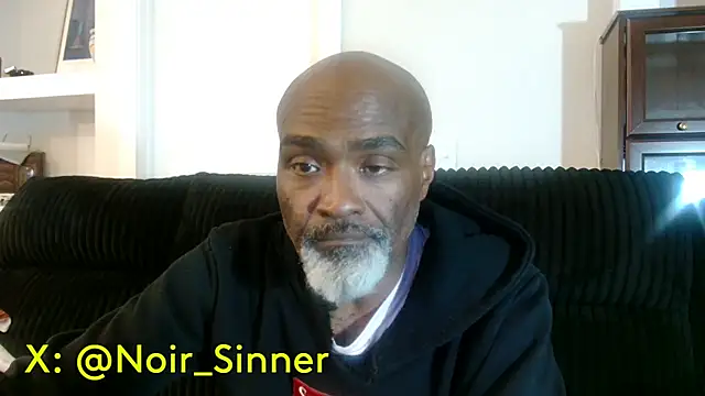 sinnernoir live cam on StripChat
