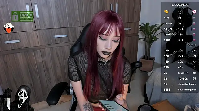 Ravenelle_ live cam on StripChat