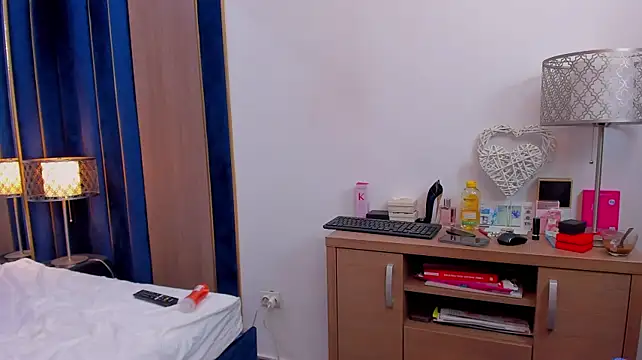 tenny_shy webcam