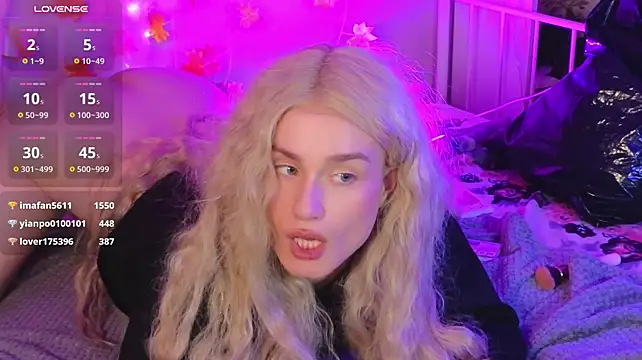 horny__doll