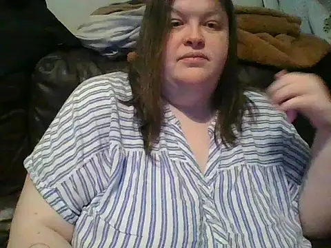 CurvyKirstiesX