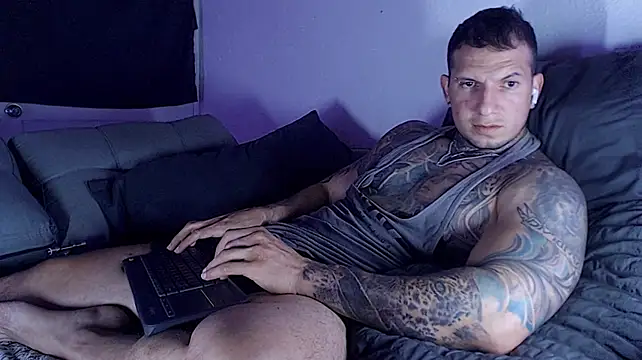 Shane_Clay webcam