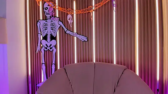 Saam_Sky