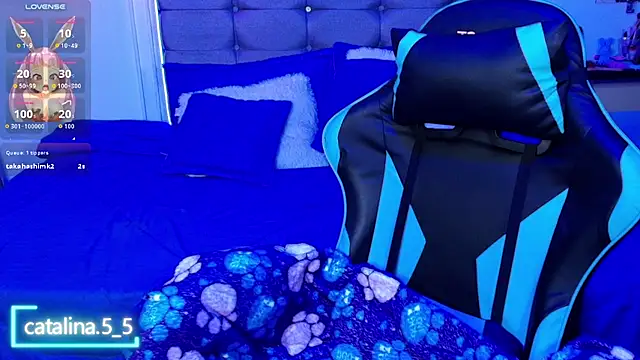 Kata_Bigboobs