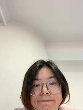 suning668 (F milf) - 上班期间低频合适 可以厕所