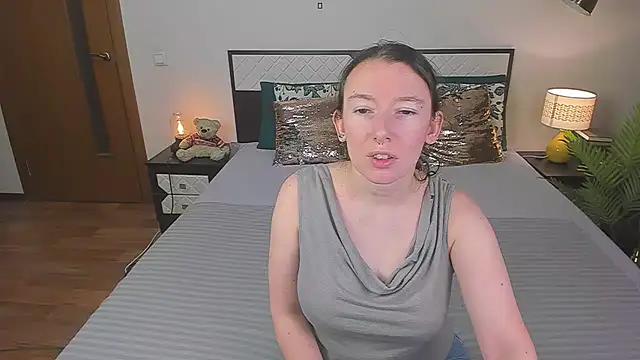 CatherineWalls live cam on StripChat