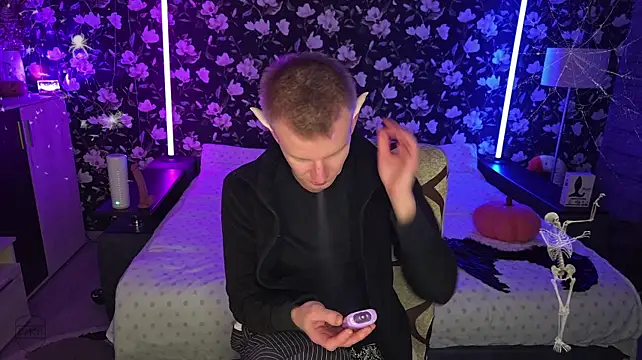 Vuitton live cam preview