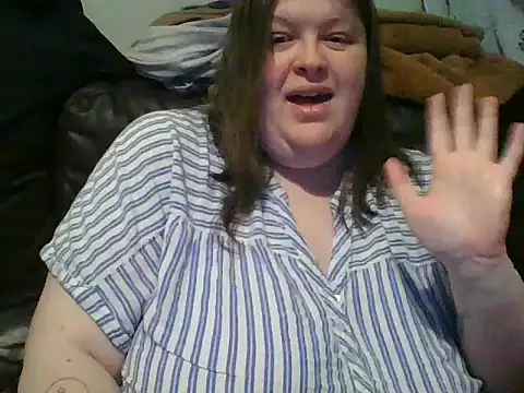 CurvyKirstiesX