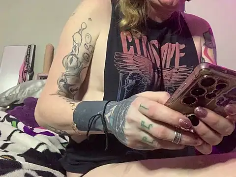 vfmstar (T milf) - Take my top off