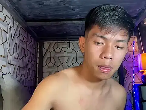 Clyde_hugecock