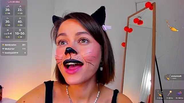 Kelly_Cuutie