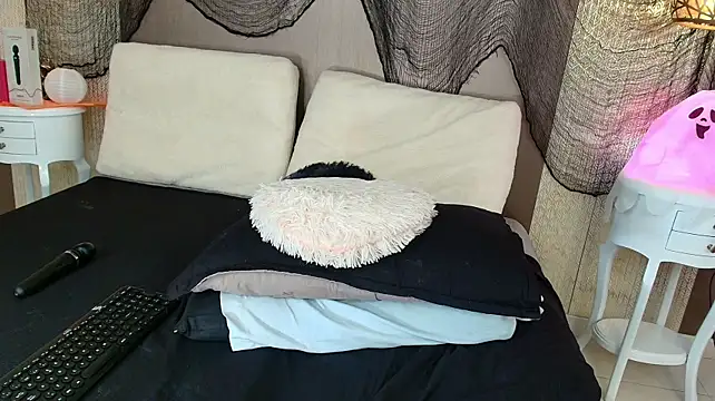Tiifany_Baker