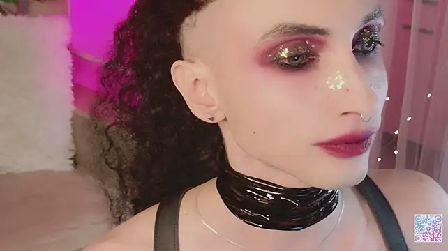 Queen_of_tease