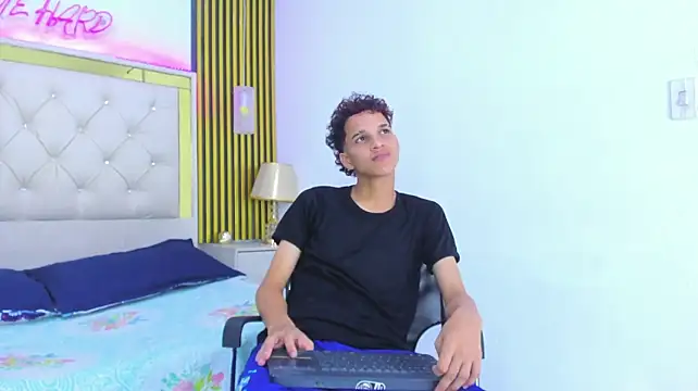 JustinSecret webcam