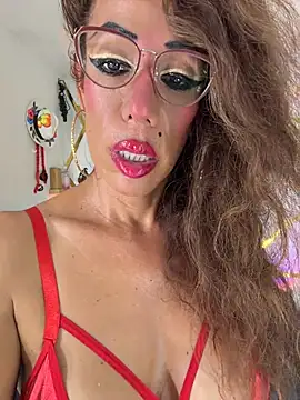 YOURSDEBORA