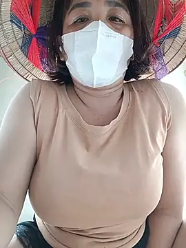 Lyna_sexy24