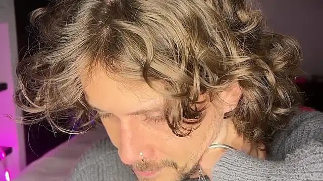 mcklister_kinky_feets