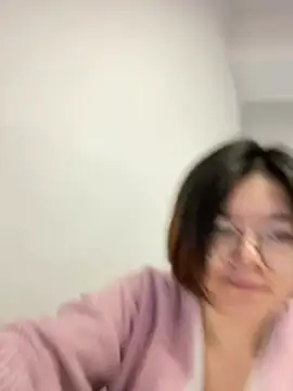 suning668 live cam on StripChat