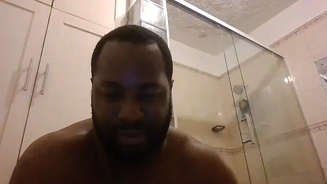 Bighood_T live sex cam