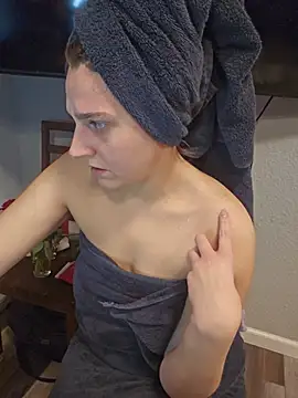 ScarletsWeb Live Webcam on Stripchat