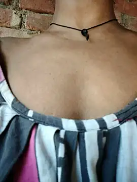 Sweet-runi live cam on StripChat