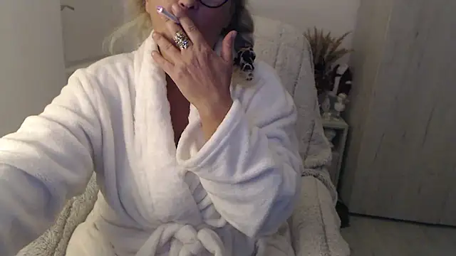 Divineblond