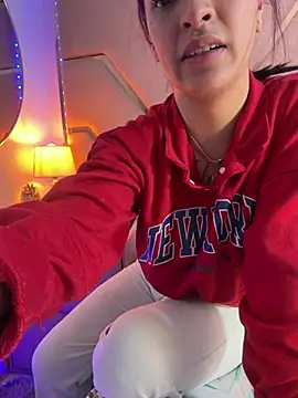 -Natalia_888 live cam on StripChat