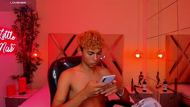 Anyelo_Twink