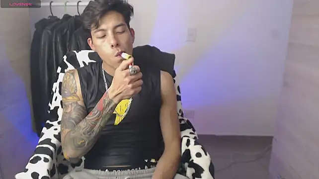 chomelo6 on Stripchat
