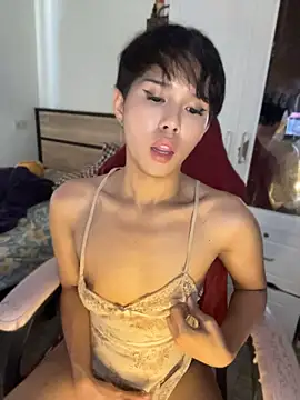 Plaxxxtique live cam on StripChat