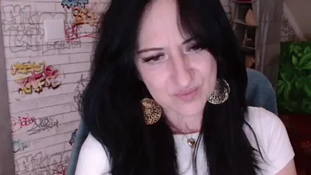DebraMilf