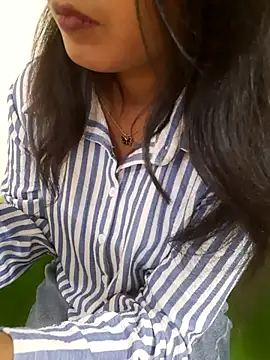 Navya6879