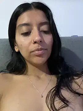 brittanydiaz (F young) - Ride dildo