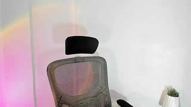 Sweetdelight10 webcam