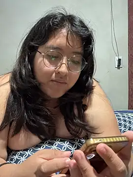 Valm_Vamp webcam