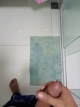 jjofc (M young) - #black-hair #brazilian #handjob #hd #jeans #masturbation #medium #mobile #portuguese-speaking #small-audience #straight #white #young
