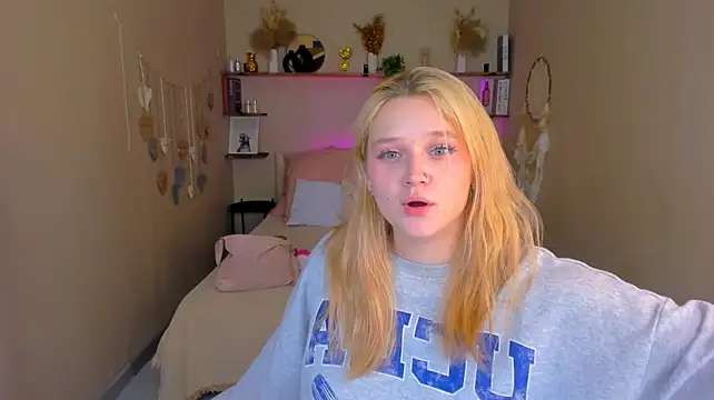Ashley_Burke