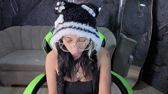 raven_stone_cn webcam