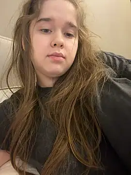 HornyGirlH live webcam