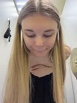 -MiaKitty