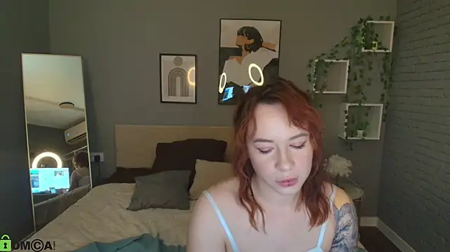 Ember_Eden live cam on StripChat