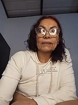HOT_LATINA20
